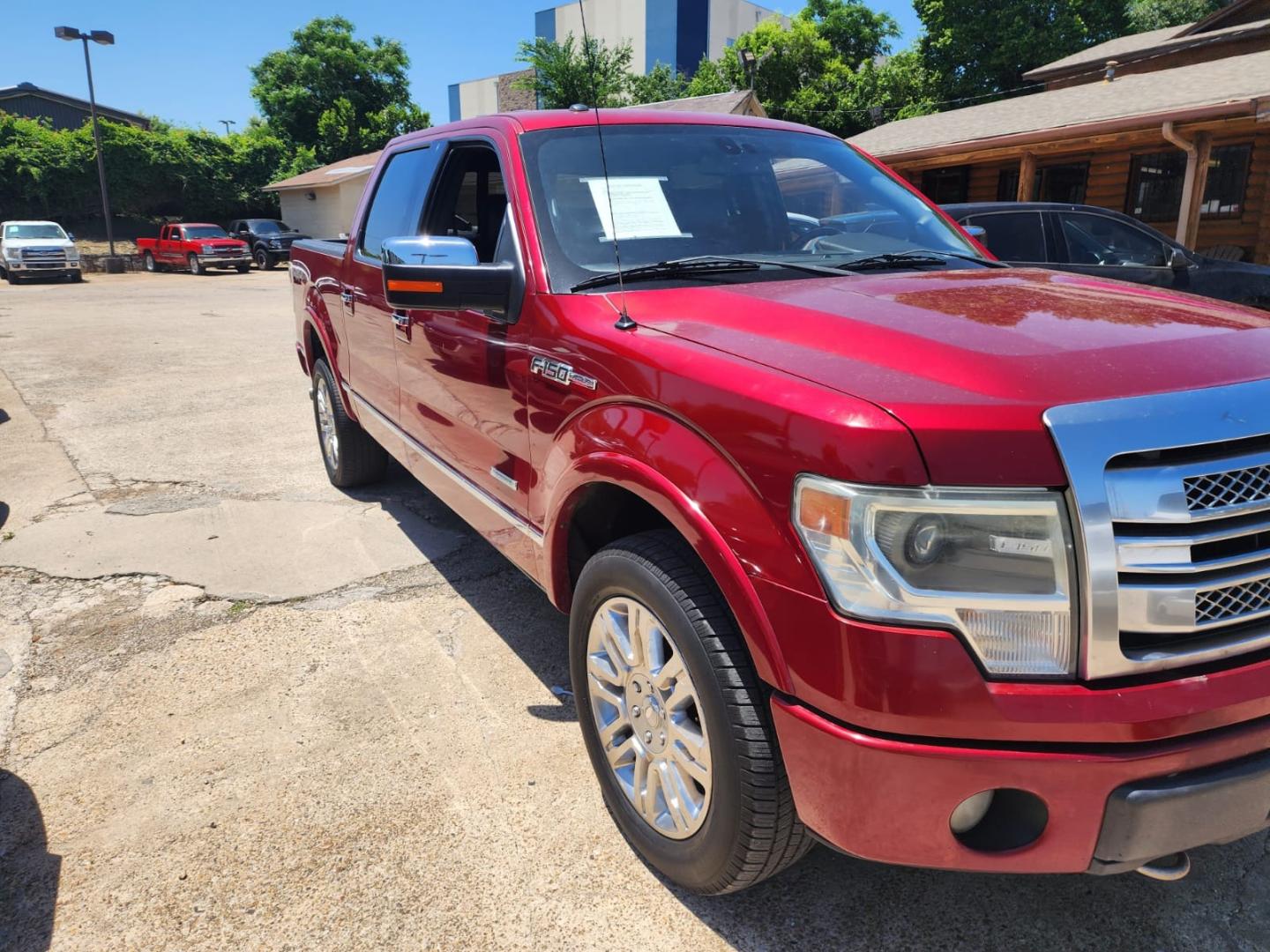 2013 Red Ford F-150 XLT SuperCrew 6.5-ft. Bed 4WD (1FTFW1ET0DF) with an 3.5L V6 TURBO engine, 6-Speed Automatic transmission, located at 945 E. Jefferson Blvd, Dallas, TX, 75203, (214) 943-7777, 32.752514, -96.811630 - Photo#2